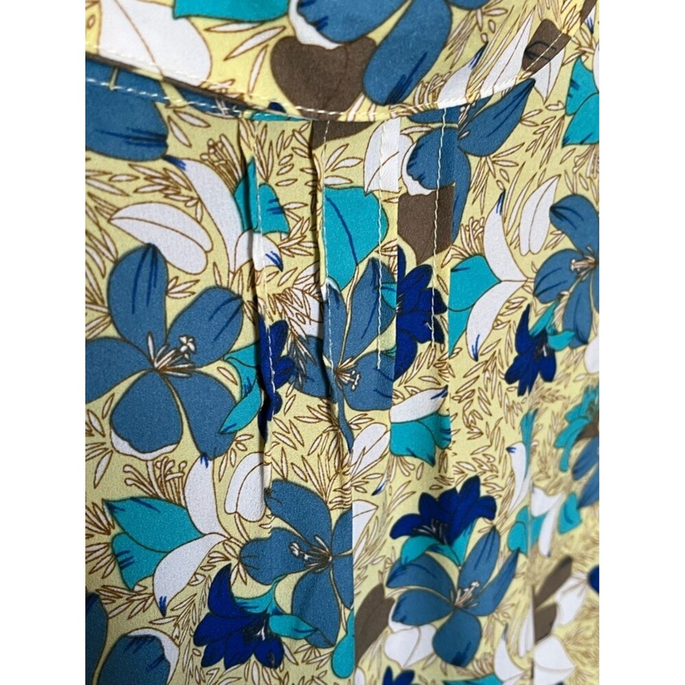 CAbi Floral Wish Peplum Sleeveless Button Front Top Size Medium *FLAW - Picture 11 of 14